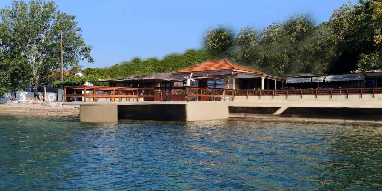 Stone Villa Inside Sea- Kids'Land Platanidia Exteriér fotografie