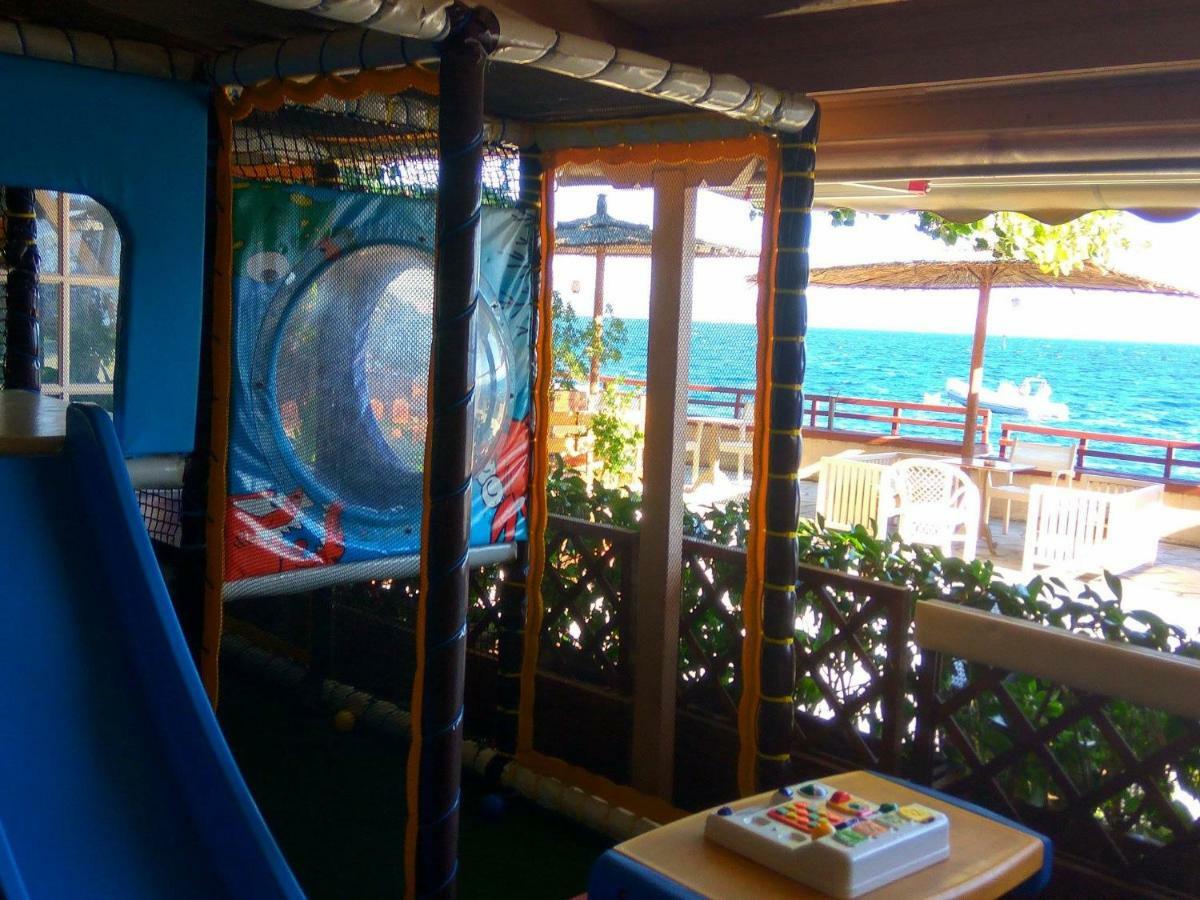 Stone Villa Inside Sea- Kids'Land Platanidia Exteriér fotografie